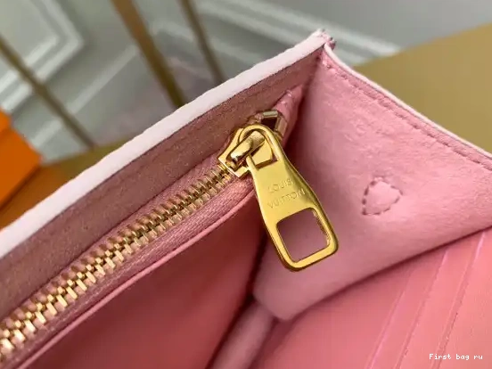 Frstbag ru LOUIS VUITTON CROISETTE CHAIN WALLET 0415